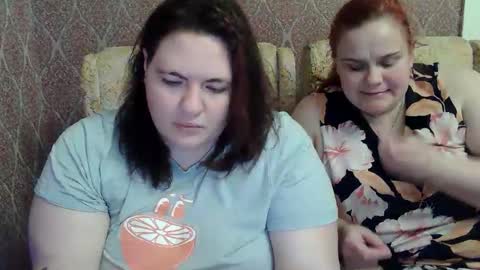 Snapshot of hollyxeva chatting on April 2026 05:27:01 PM HollyXEva online show from April 2026 05:27:01 PM