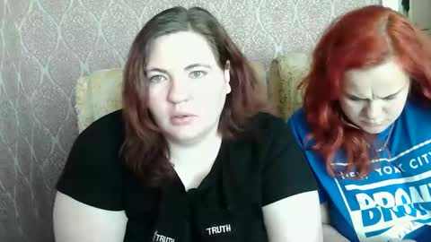 Snapshot of hollyxeva chatting on May 2026 09:05:01 AM HollyXEva online show from May 2026 09:05:01 AM
