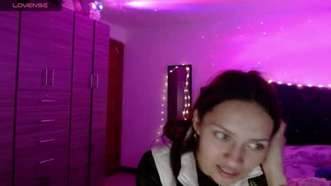 Snapshot of holy_juli2 chatting on September 2025 02:57:01 AM Juli online show from September 2025 02:57:01 AM