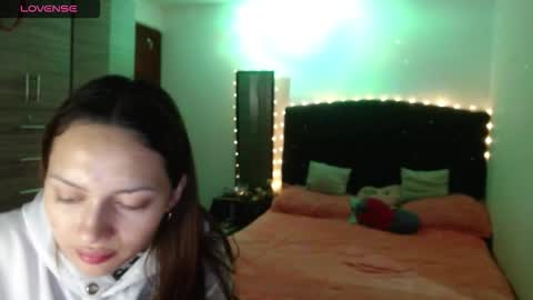 Snapshot of holy_juli2 chatting on October 2025 04:15:01 AM Juli online show from October 2025 04:15:01 AM