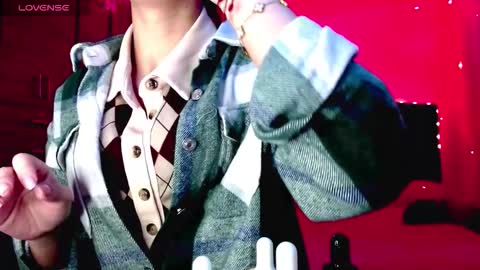 Snapshot of holy_juli2 chatting on November 2025 03:50:01 AM Juli online show from November 2025 03:50:01 AM