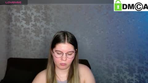 Welcome guys  Pleasure to see you all here  My name is MichaelaTip menu is active Private is open  online show from January 2025 10:11:02 PM