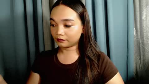 Snapshot of holy_shine chatting on July 2026 08:01:01 PM Bella online show from July 2026 08:01:01 PM
