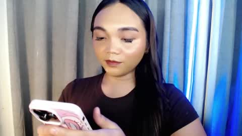 Snapshot of holy_shine chatting on July 2026 11:14:02 PM Bella online show from July 2026 11:14:02 PM