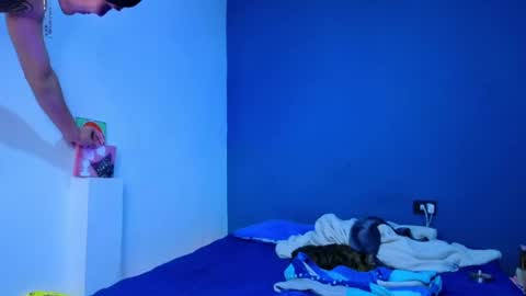      online show from January 2025 01:56:02 PM