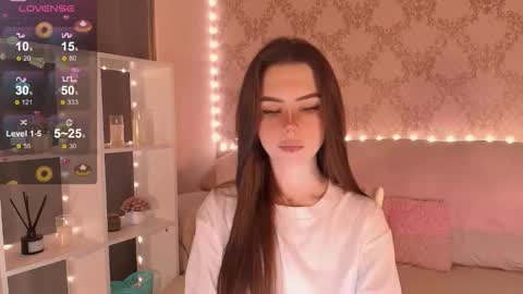 Mia online show from February 2026 03:46:02 AM