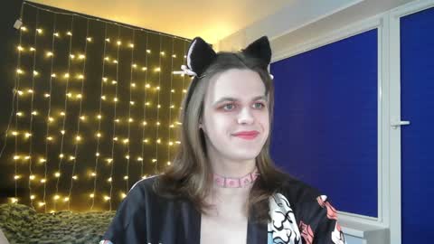 Honelints boyblonde hair AsterMIntfemboybrown hair online show from January 2025 03:36:02 PM