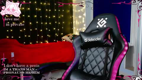 Honelints boyblonde hair AsterMIntfemboybrown hair online show from March 2025 04:35:01 PM