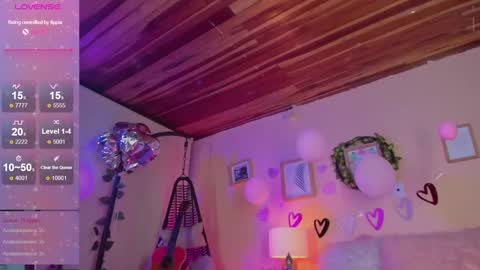 Snapshot of honey_fox01 chatting on February 2025 05:09:01 AM HONEY online show from February 2025 05:09:01 AM