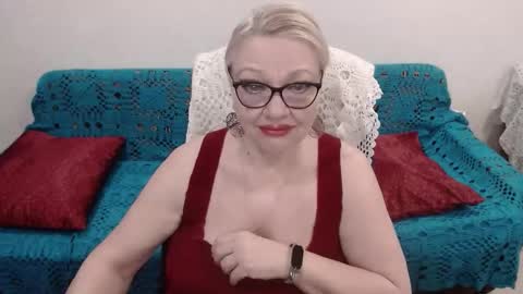 Honey Lady online show from December 2025 09:36:02 AM