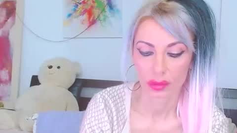 Snapshot of honey_lara chatting on March 2026 08:26:02 PM honey_lara online show from March 2026 08:26:02 PM