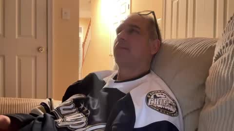 honey_man14 online show from December 2024 07:05:01 AM