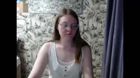 Lina online show from February 2025 02:03:02 PM