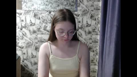 Lina online show from March 2025 02:42:02 PM
