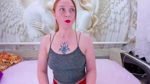 Snapshot of honey_rabbits chatting on February 2026 10:33:02 AM CHRISTIE and HERALD online show from February 2026 10:33:02 AM