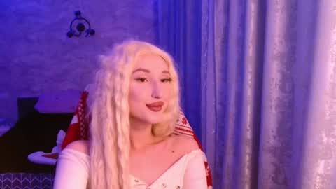 honey_sunset online show from January 2026 11:40:02 PM