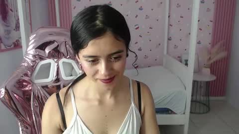 HONEY  online show from December 2024 04:46:02 PM