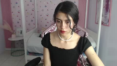 HONEY  online show from January 2025 06:56:01 PM