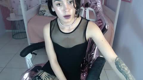 HONEY  online show from January 2025 07:04:01 PM