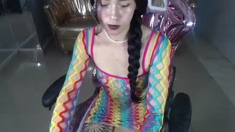 HONEY  online show from February 2025 01:19:02 PM