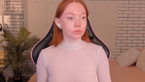 honeyautumn online show from December 2024 11:45:01 PM