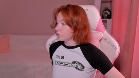 honeyautumn online show from February 2025 03:27:01 AM