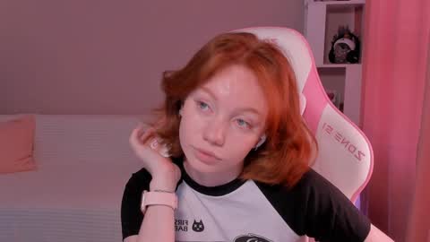 honeyautumn online show from February 2025 06:29:01 AM