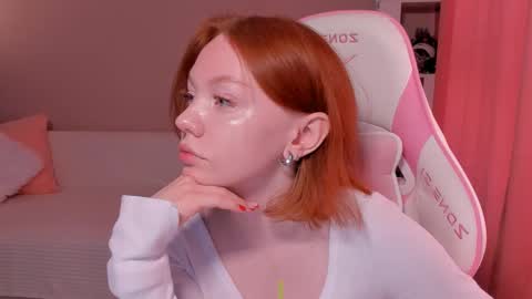 honeyautumn online show from February 2025 03:01:02 AM