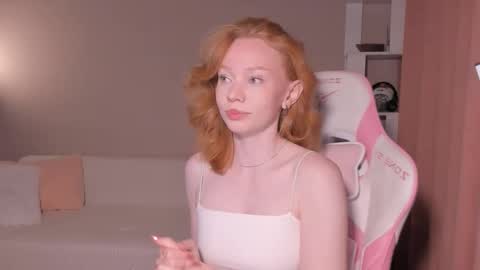 honeyautumn online show from September 2025 12:00:02 AM