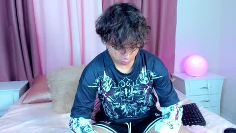 honeymoon_sariel online show from February 2026 08:18:01 PM