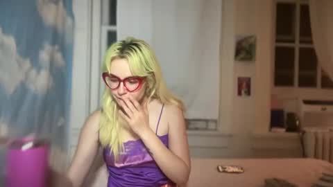 Emi Rose online show from September 2025 06:15:02 AM