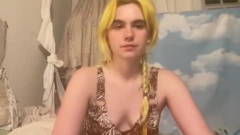 Snapshot of honeyxlimbed chatting on May 2026 03:14:02 AM Emi Rose online show from May 2026 03:14:02 AM