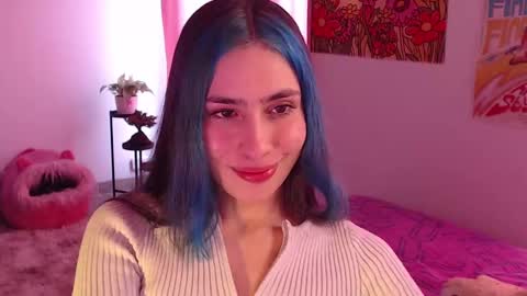 Snapshot of honeyypeaach chatting on December 2024 08:25:01 PM    online show from December 2024 08:25:01 PM