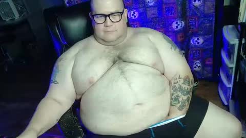 Snapshot of hoosierdaddyxl chatting on September 2025 04:32:01 PM Sir online show from September 2025 04:32:01 PM