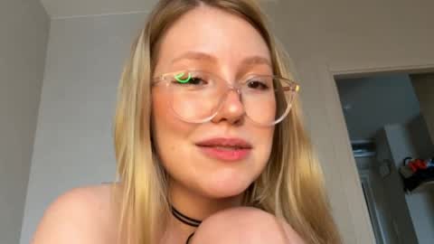 Audrey online show from January 2025 03:26:01 AM