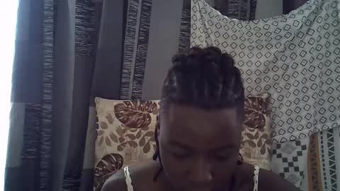 Snapshot of horny_baddie18 chatting on February 2026 09:10:02 AM Leila online show from February 2026 09:10:02 AM