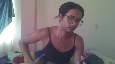 Snapshot of horny_brii chatting on June 2026 06:32:01 PM horny_brii online show from June 2026 06:32:01 PM