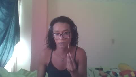 Snapshot of horny_brii chatting on June 2026 06:31:01 PM horny_brii online show from June 2026 06:31:01 PM