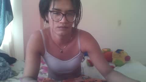 Snapshot of horny_brii chatting on June 2026 05:56:02 PM horny_brii online show from June 2026 05:56:02 PM