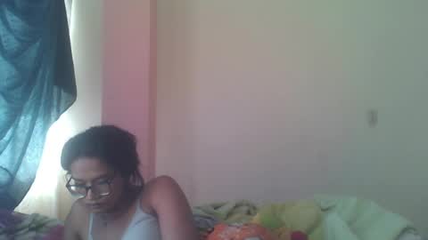 Snapshot of horny_brii chatting on June 2026 06:34:01 PM horny_brii online show from June 2026 06:34:01 PM
