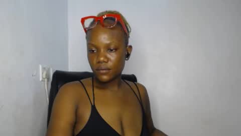 Snapshot of horny_chubby22 chatting on April 2026 12:30:01 PM Mira online show from April 2026 12:30:01 PM