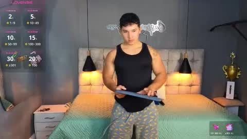 Snapshot of horny_nick18 chatting on September 2025 10:18:01 AM horny_nick18 online show from September 2025 10:18:01 AM