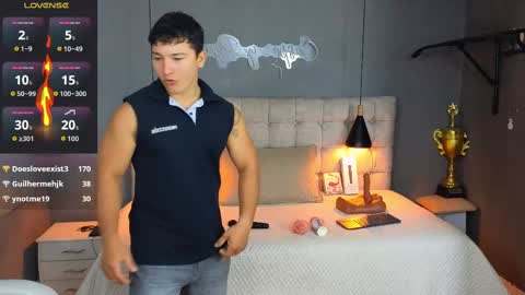 Snapshot of horny_nick18 chatting on October 2025 12:23:02 PM horny_nick18 online show from October 2025 12:23:02 PM