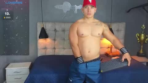 horny_nick18 online show from December 2025 01:50:02 PM