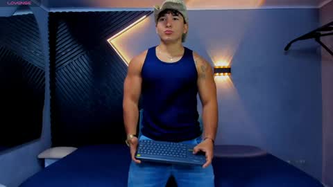 Snapshot of horny_nick18 chatting on June 2026 01:00:02 PM horny_nick18 online show from June 2026 01:00:02 PM