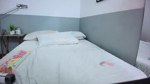 Khloe  online show from January 2025 12:35:02 PM