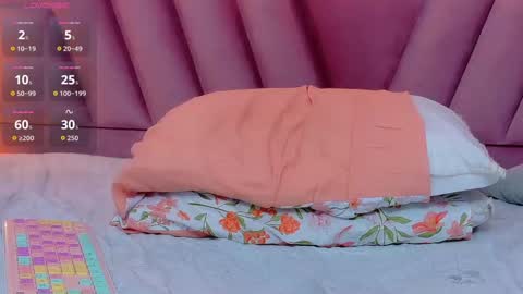 Khloe  online show from October 2025 12:32:02 AM