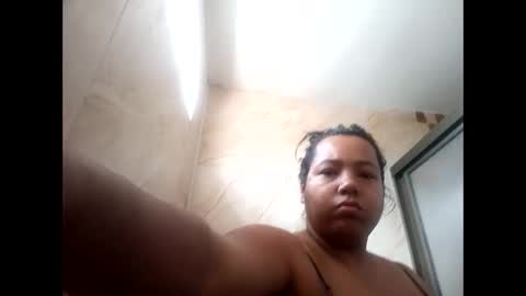 Snapshot of hornyboobs18 chatting on September 2025 03:33:01 PM karen online show from September 2025 03:33:01 PM