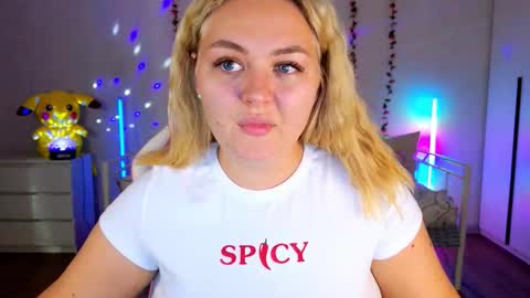 HornyCakee online show from September 2025 09:44:02 AM