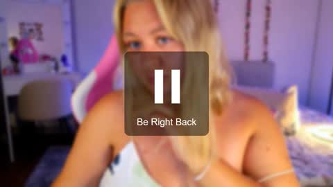 HornyCakee online show from March 2026 05:08:02 AM